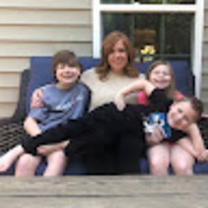 Meet your Posher, Debbie